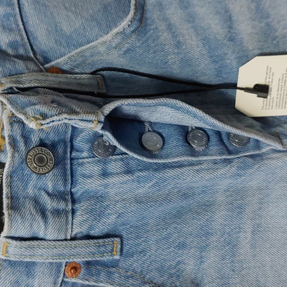 Levis 501 Shorts  Size 24  NWT - Picture 8 of 12
